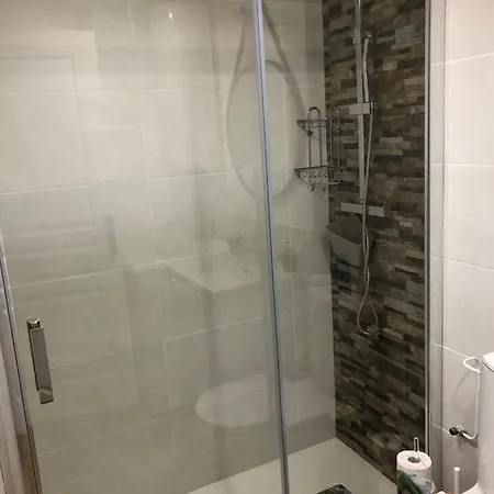 Apartment 2 Min De La *